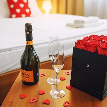 Ξενοδοχείο Janosik 4*