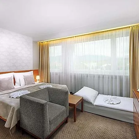 Janosik Otel 4*