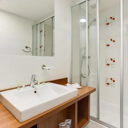 Janosik ホテル 4*